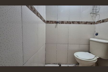 Apartamento para alugar com 50m², 2 quartos e sem vaga Apartamento para alugar com 50m², 2 quartos e sem vagaBanheiro
