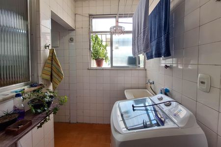 Apartamento à venda com 80m², 2 quartos e 1 vagaÁrea de Serviço