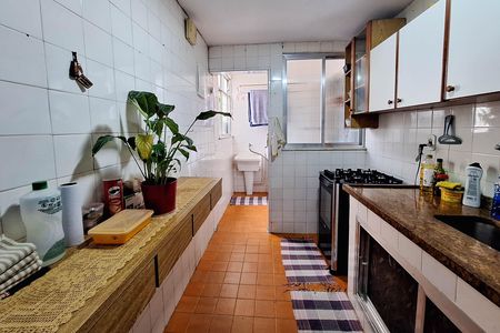 Apartamento à venda com 80m², 2 quartos e 1 vagaCozinha