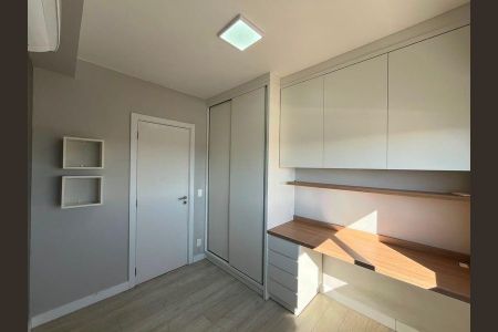 Quarto 1 de apartamento para alugar com 2 quartos, 62m² em Navegantes, Porto Alegre