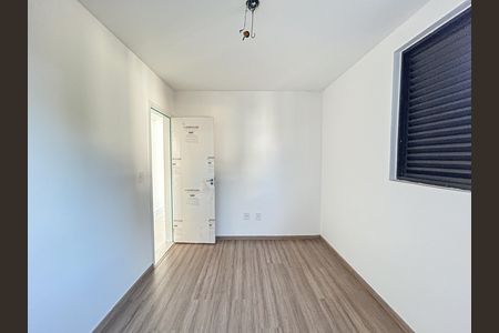 Apartamento à venda com 2 quartos, 138m² em Cabral , Contagem