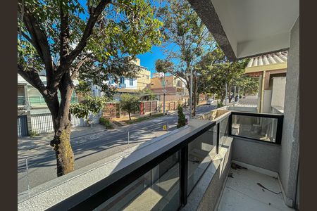 Apartamento à venda com 2 quartos, 138m² em Cabral , Contagem