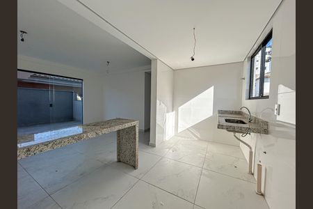 Apartamento à venda com 2 quartos, 138m² em Cabral , Contagem