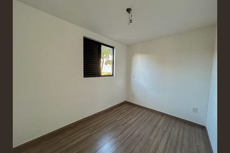 Apartamento à venda com 2 quartos, 138m² em Cabral , Contagem