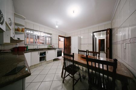 Casa à venda com 125m², 3 quartos e 2 vagasCozinha