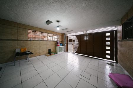 Casa à venda com 125m², 3 quartos e 2 vagasGaragem