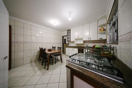 Casa à venda com 125m², 3 quartos e 2 vagasCozinha