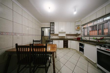 Casa à venda com 125m², 3 quartos e 2 vagasCozinha