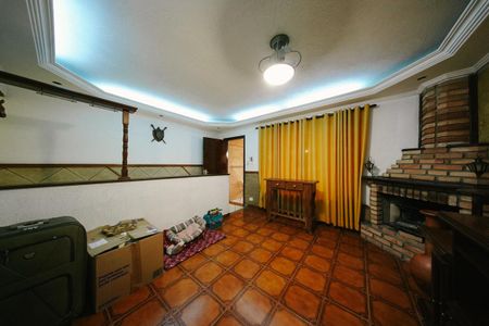Casa à venda com 125m², 3 quartos e 2 vagasSala