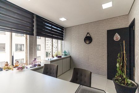 Apartamento à venda com 90m², 3 quartos e sem vagaQuarto 1