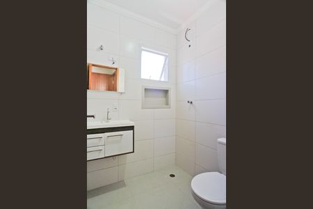 Casa de condomínio para alugar com 80m², 2 quartos e 1 vaga Casa de condomínio para alugar com 80m², 2 quartos e 1 vagaBanheiro da Suíte 2