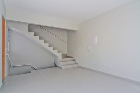 Casa de condomínio para alugar com 80m², 2 quartos e 1 vaga Casa de condomínio para alugar com 80m², 2 quartos e 1 vagaSala