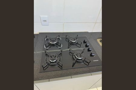 Cozinha de apartamento para alugar com 2 quartos, 57m² em Jardim Patricia, Uberlândia