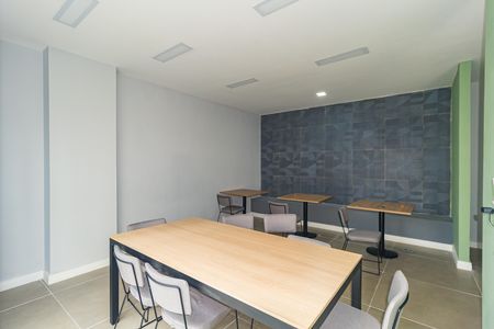 Apartamento para alugar com 56m², 3 quartos e 1 vaga Apartamento para alugar com 56m², 3 quartos e 1 vagaCoworking