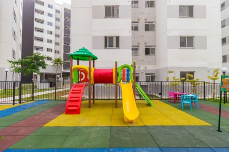 Apartamento para alugar com 56m², 3 quartos e 1 vaga Apartamento para alugar com 56m², 3 quartos e 1 vagaPlayground