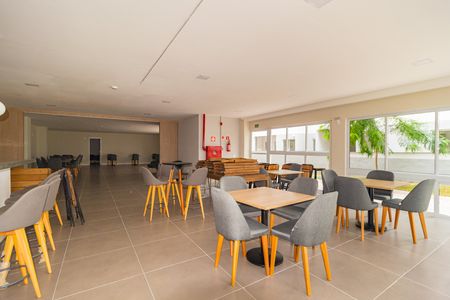 Apartamento para alugar com 56m², 3 quartos e 1 vaga Apartamento para alugar com 56m², 3 quartos e 1 vagaSalão de Festas