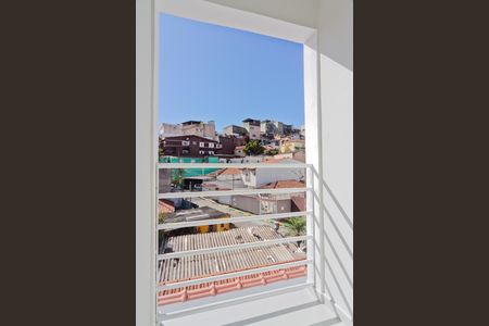 Casa de condomínio para alugar com 80m², 2 quartos e 1 vaga Casa de condomínio para alugar com 80m², 2 quartos e 1 vagaVaranda