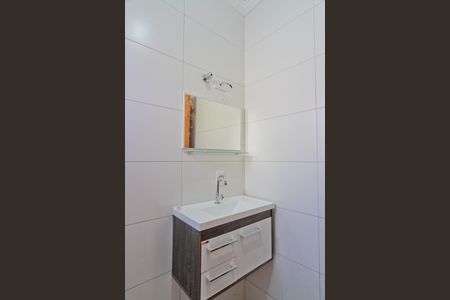 Casa de condomínio para alugar com 80m², 2 quartos e 1 vaga Casa de condomínio para alugar com 80m², 2 quartos e 1 vagaBanheiro da Suíte 2