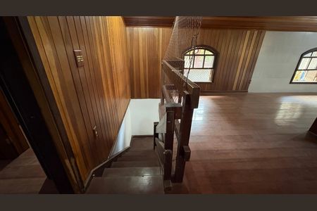Entrada de casa para alugar com 2 quartos, 70m² em Quitandinha, Petrópolis