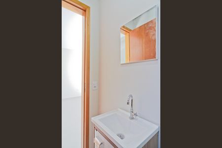 Casa de condomínio para alugar com 80m², 2 quartos e 1 vagaLavabo