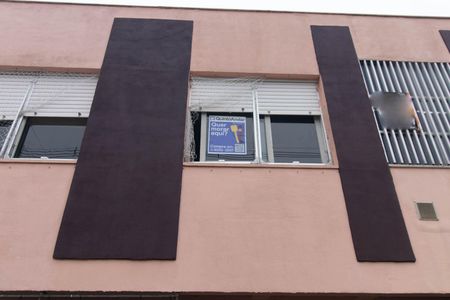 Placa de apartamento à venda com 3 quartos, 79m² em Cristal, Porto Alegre