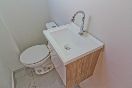 Casa de condomínio para alugar com 80m², 2 quartos e 1 vagaLavabo