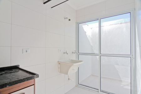 Casa de condomínio para alugar com 80m², 2 quartos e 1 vagaÁrea de Serviço