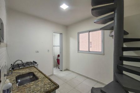 Cozinha  de kitnet/studio para alugar com 1 quarto, 30m² em Vila Tupi, Praia Grande