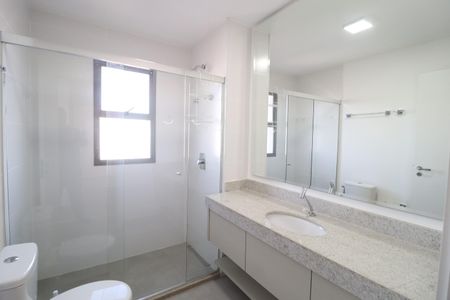 Apartamento para alugar com 115m², 3 quartos e 2 vagasBanheiro do Quarto 2