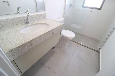 Apartamento para alugar com 115m², 3 quartos e 2 vagasBanheiro do Quarto 1