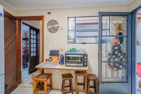 Casa à venda com 109m², 3 quartos e 2 vagasCozinha