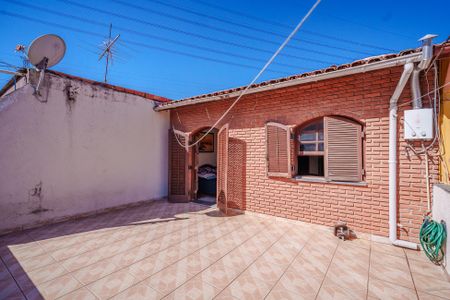 Casa à venda com 109m², 3 quartos e 2 vagasVaranda do quarto