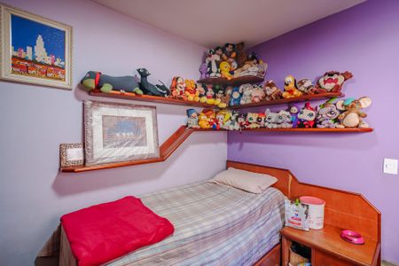 Casa à venda com 109m², 3 quartos e 2 vagasQuarto 3