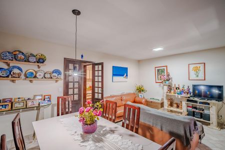 Sala de casa à venda com 3 quartos, 109m² em Jardim Santos Dumont, São Paulo