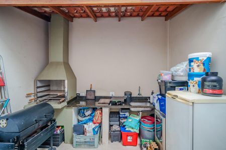 Casa à venda com 109m², 3 quartos e 2 vagasChurrasqueira