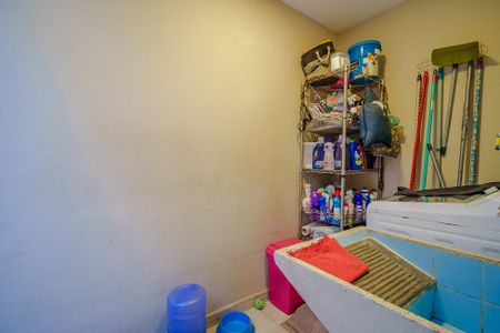 Casa à venda com 109m², 3 quartos e 2 vagasÁrea de Serviço