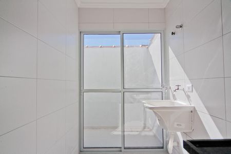 Casa de condomínio para alugar com 80m², 2 quartos e 1 vagaÁrea de Serviço