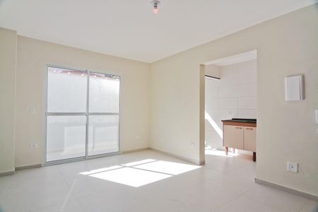 Sala de casa de condomínio para alugar com 2 quartos, 80m² em Vila Dom Pedro Ii, São Paulo