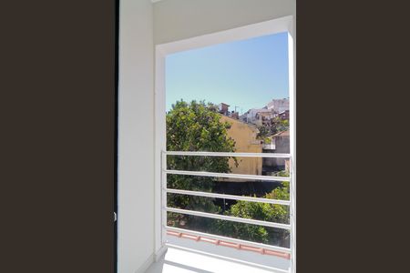 Casa de condomínio para alugar com 80m², 2 quartos e 1 vagaVaranda