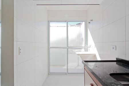 Casa de condomínio para alugar com 80m², 2 quartos e 1 vagaCozinha