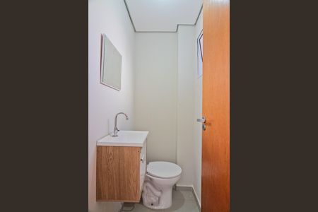 Lavabo de casa de condomínio para alugar com 2 quartos, 80m² em Vila Dom Pedro Ii, São Paulo