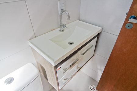 Casa de condomínio para alugar com 80m², 2 quartos e 1 vagaBanheiro da Suíte