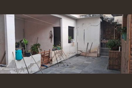 Casa para alugar com 139m², 2 quartos e 1 vaga Casa para alugar com 139m², 2 quartos e 1 vagaÁrea externa