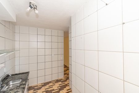 Apartamento para alugar com 48m², 2 quartos e 1 vaga Apartamento para alugar com 48m², 2 quartos e 1 vagaCozinha e Área de Serviço