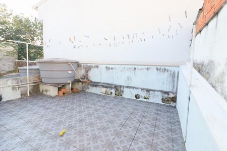 Casa à venda com 180m², 3 quartos e 2 vagasQuintal