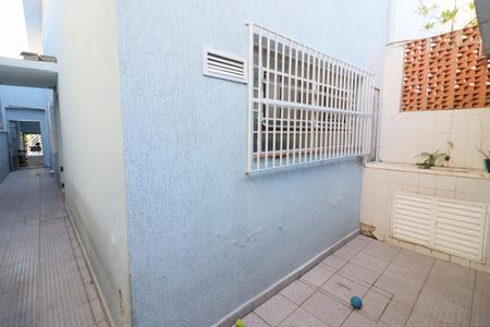 Casa à venda com 180m², 3 quartos e 2 vagasQuintal