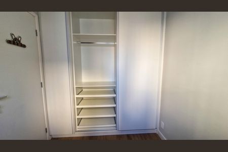 Apartamento à venda com 34m², 2 quartos e 1 vaga Apartamento à venda com 34m², 2 quartos e 1 vagaQuarto