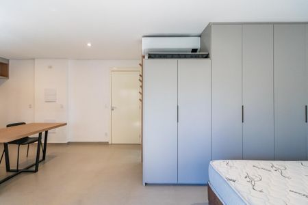 Apartamento para alugar com 42m², 1 quarto e 1 vaga