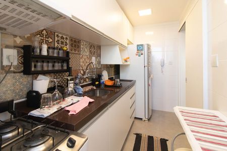 Cozinha de apartamento para alugar com 1 quarto, 55m² em Cristal, Porto Alegre