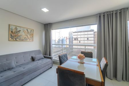 Studio à venda com 40m², 1 quarto e 1 vaga Studio à venda com 40m², 1 quarto e 1 vagaSacada